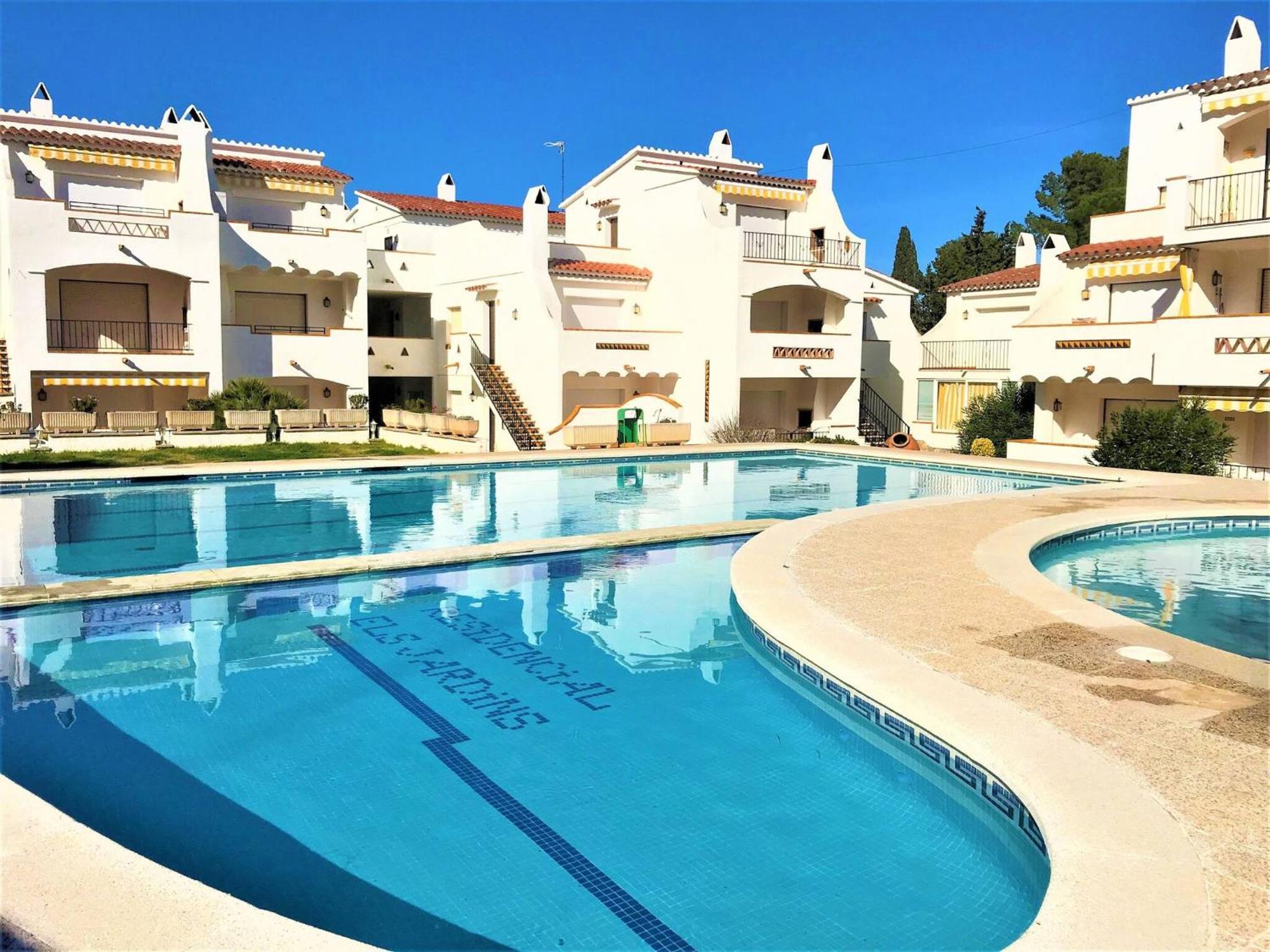 Apartamento En Roses Parking Y Piscina Comunitaria Buitenkant foto